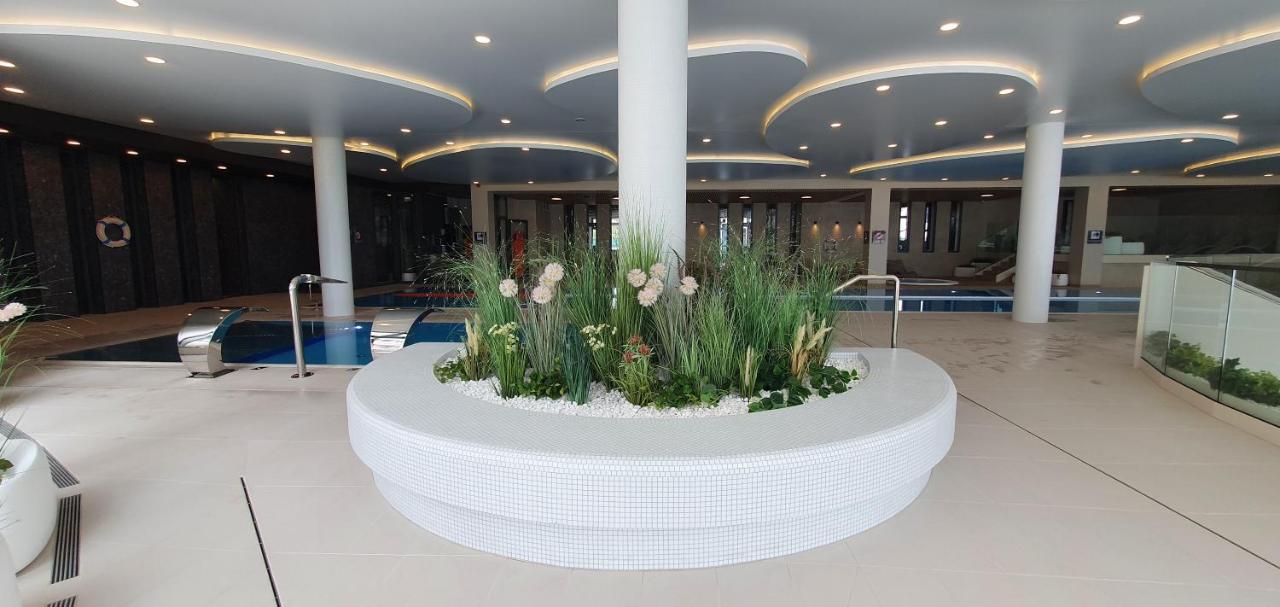 Apartament Perla Baltyku Polanki Aqua Z Parkingiem. Колобжег Екстериор снимка